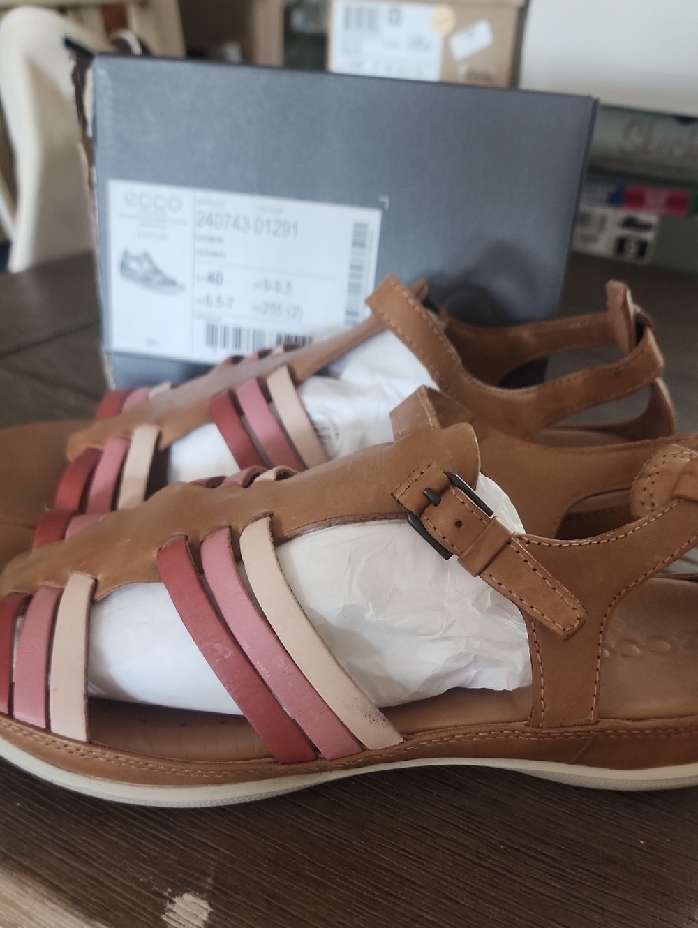 Ecco  Flash Leather Sandals with Pinkish and Reddish  Straps